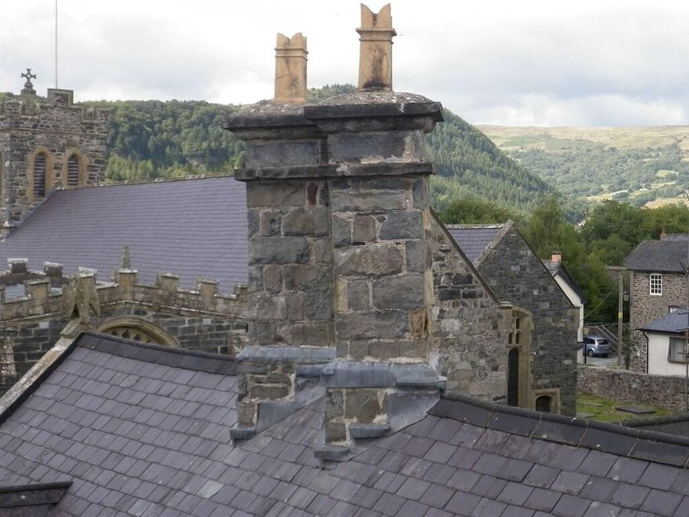 The Eagles Hotel Llanrwst Exteriör bild