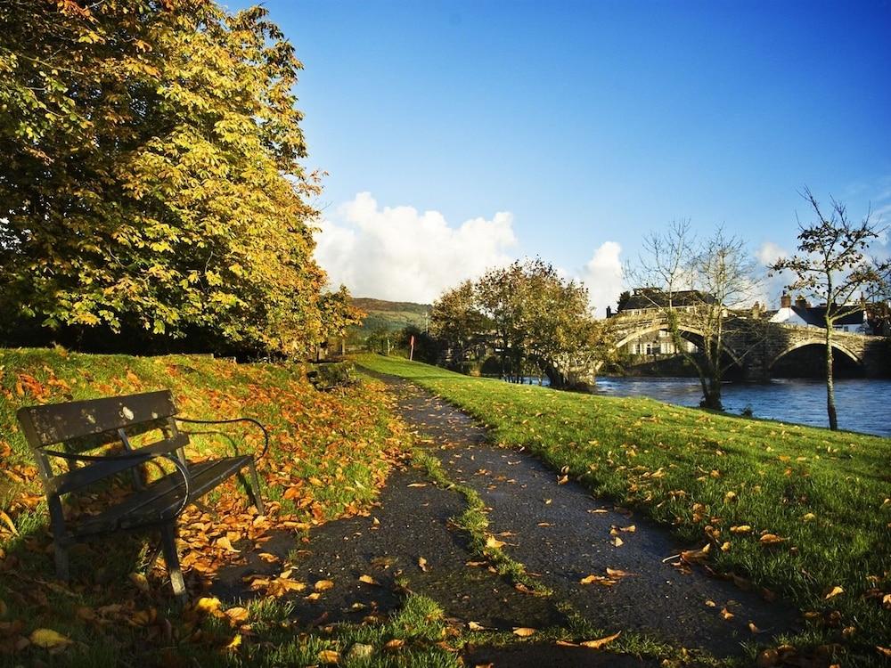 The Eagles Hotel Llanrwst Exteriör bild