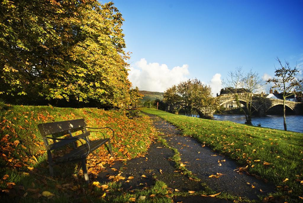 The Eagles Hotel Llanrwst Exteriör bild